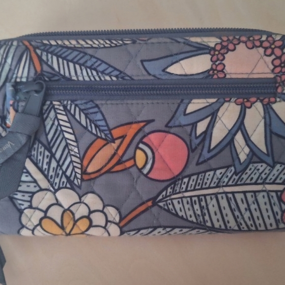 Vera Bradley turnlock wallet. Evening Floral pattern. - Picture 6 of 7